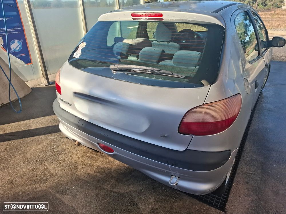 Peugeot 206 1.1 Color Line - 3