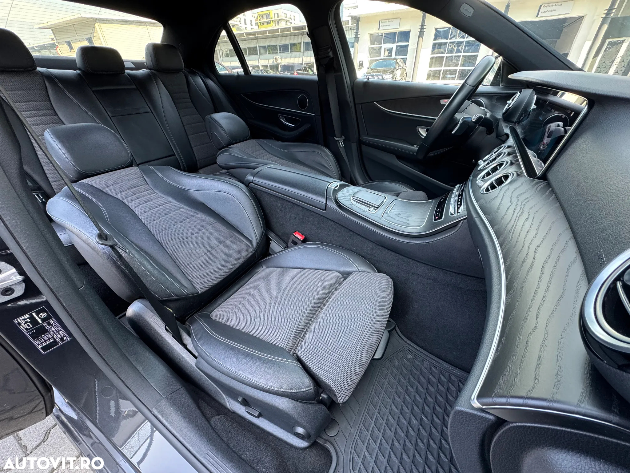 Mercedes-Benz E 200 9G-TRONIC Avantgarde - 10