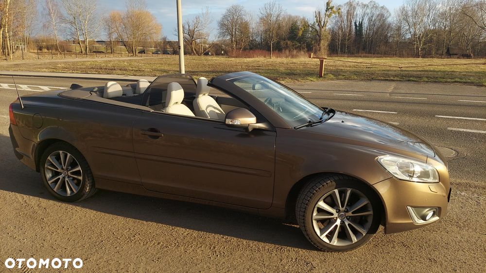 Volvo C70 D3 Summum - 13
