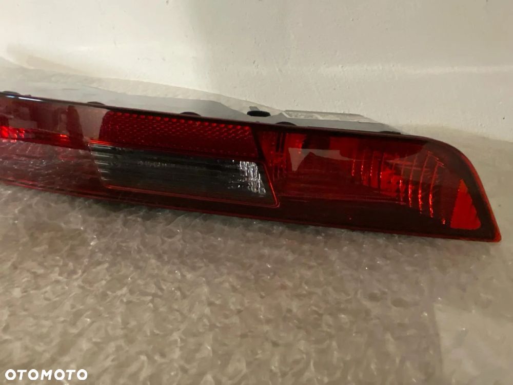 Audi Q3 lift 8U0 lampa tylna prawa w zderzak - 3