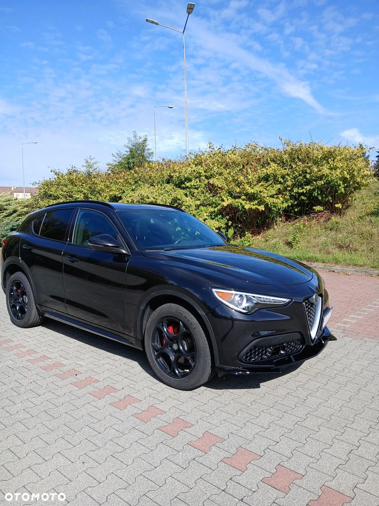 Alfa Romeo Stelvio 2022 photo 3