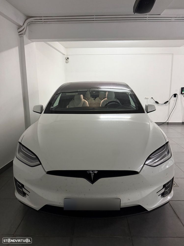Tesla Model X 2017 photo 4