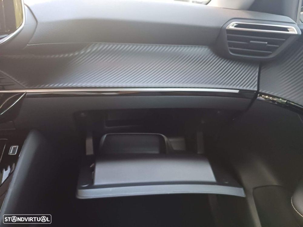 Peugeot 208 1.2 Hybrid Allure e-DCS6 - 21