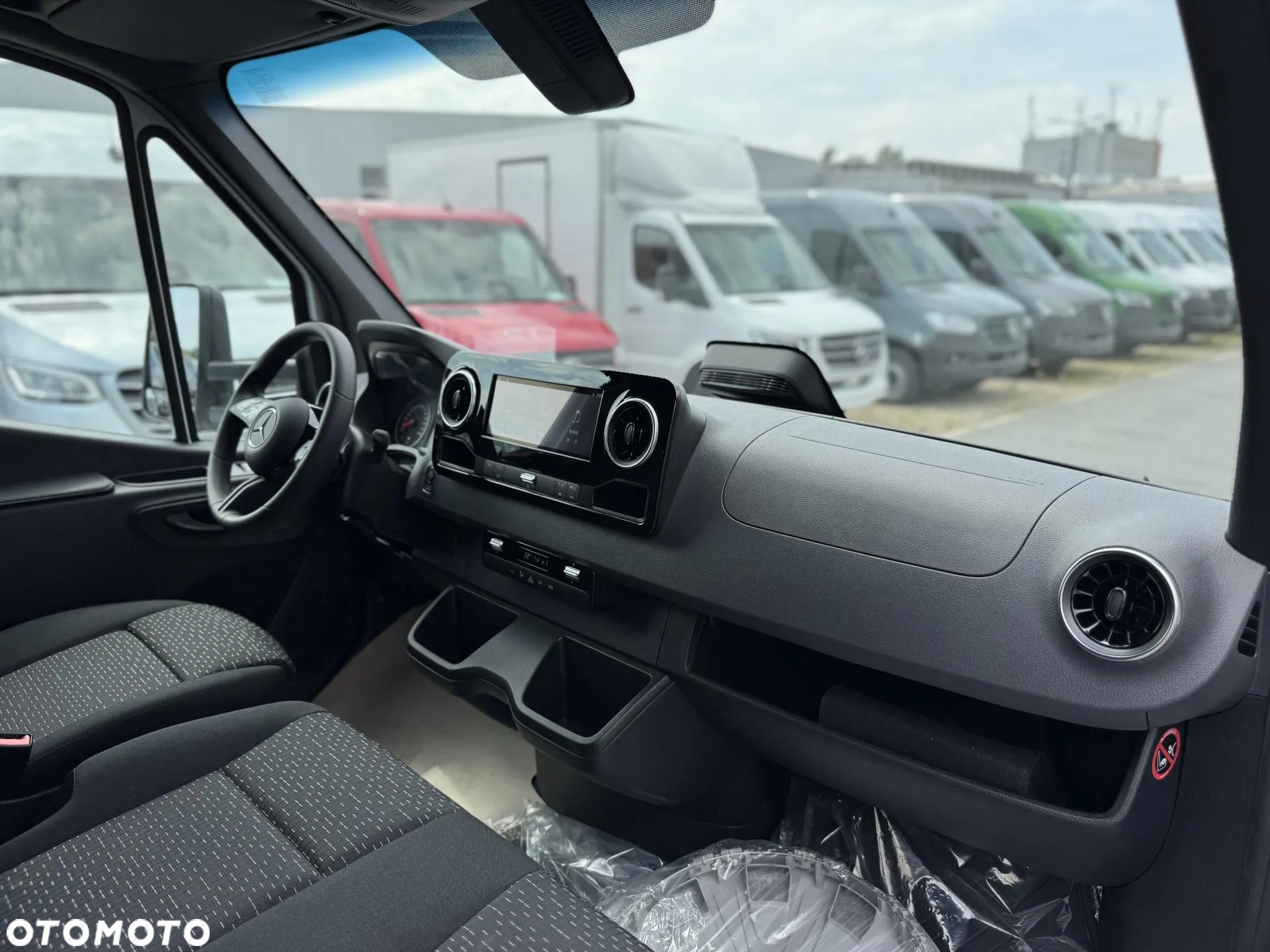 Mercedes-Benz Sprinter - 8