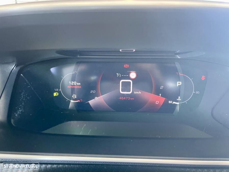 Peugeot 2008 1.2 PureTech Allure Pack EAT8 - 13