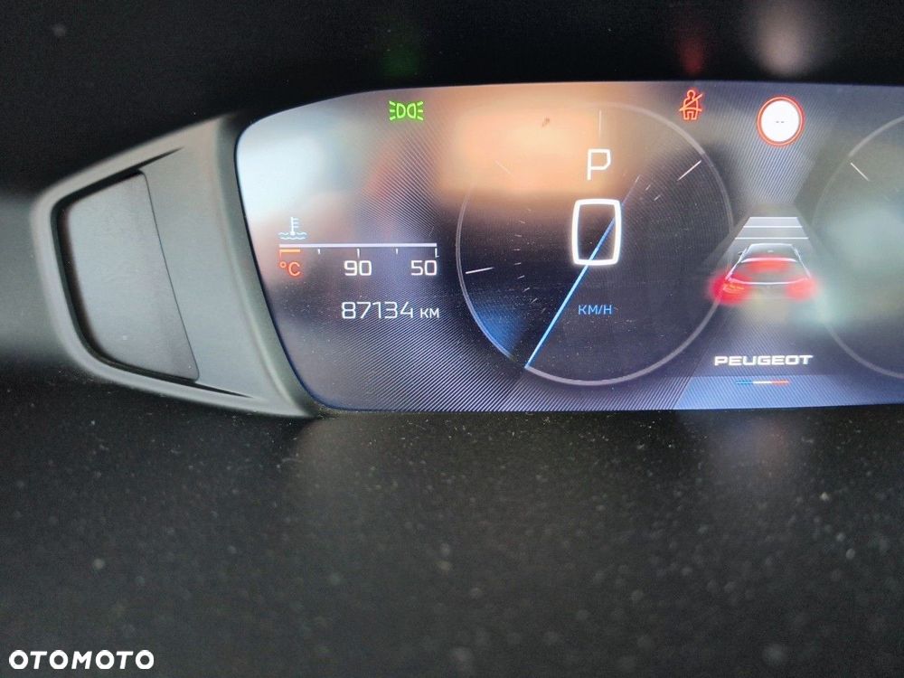 Peugeot 308 1.5 BlueHDi Allure S EAT8 - 15