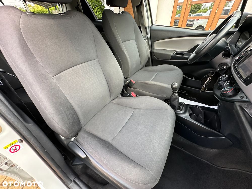 Toyota Yaris - 23