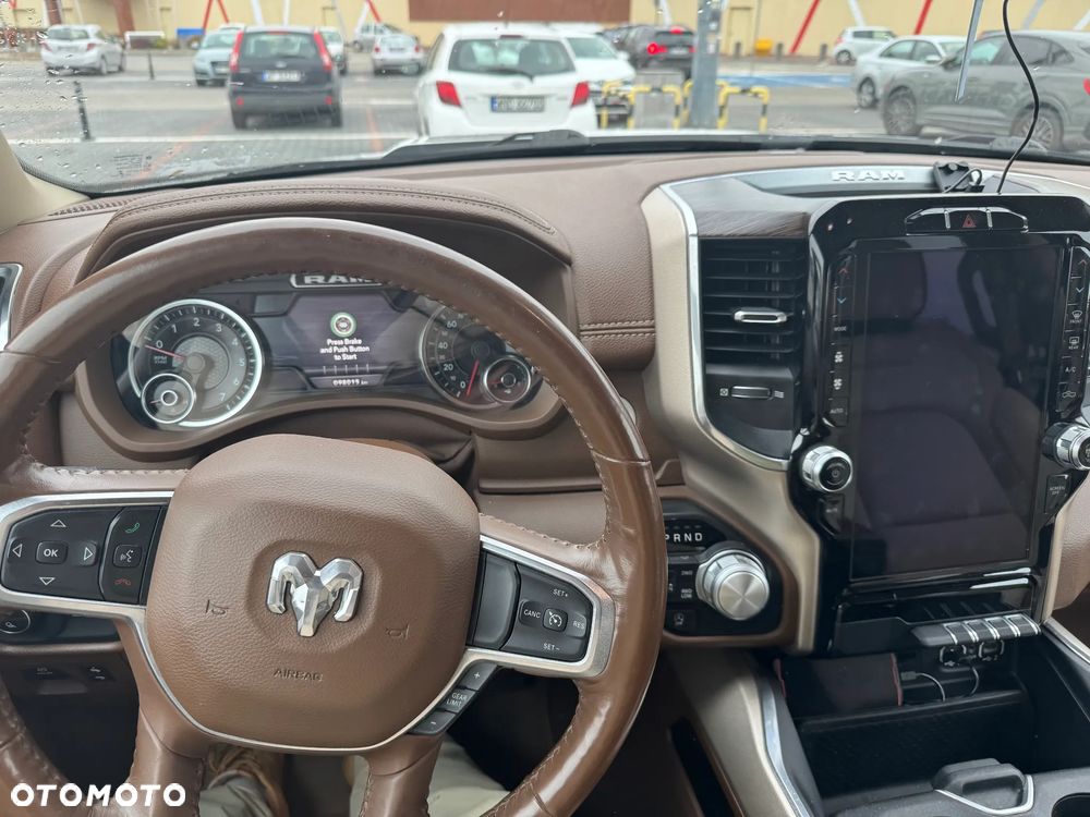 Dodge RAM 1500 5.7 4x4 - 8