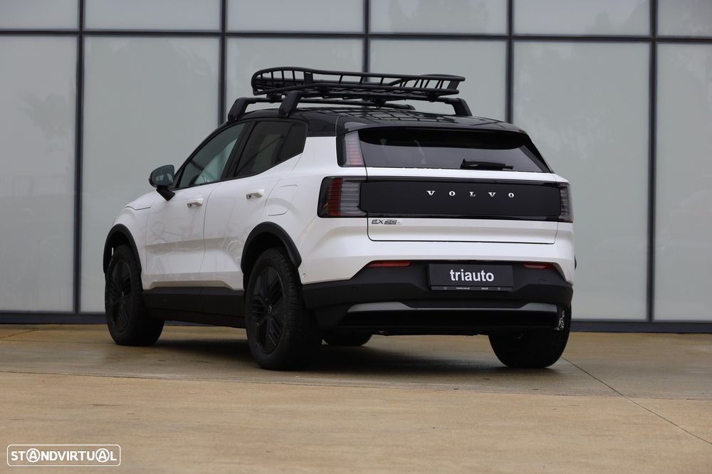 Volvo EX30 Cross Country 69 kWh Twin Motor Ultra - 29