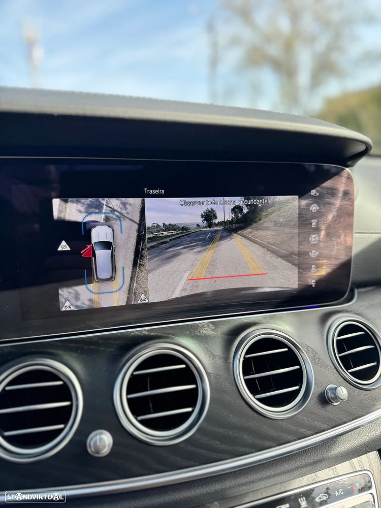 Mercedes-Benz E 300 de 4Matic 9G-TRONIC AMG Line - 27