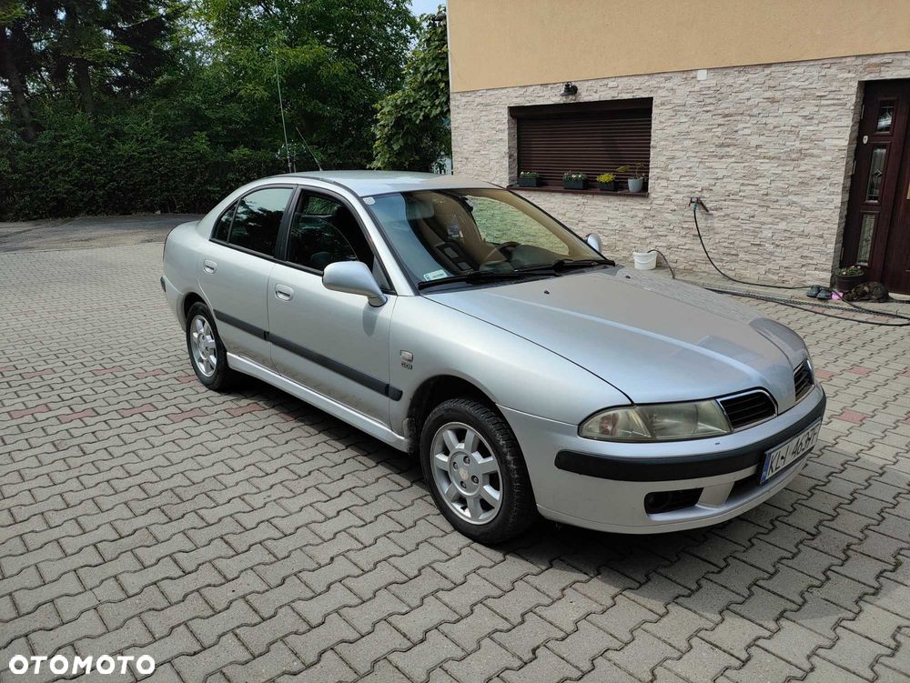Mitsubishi Carisma - 2