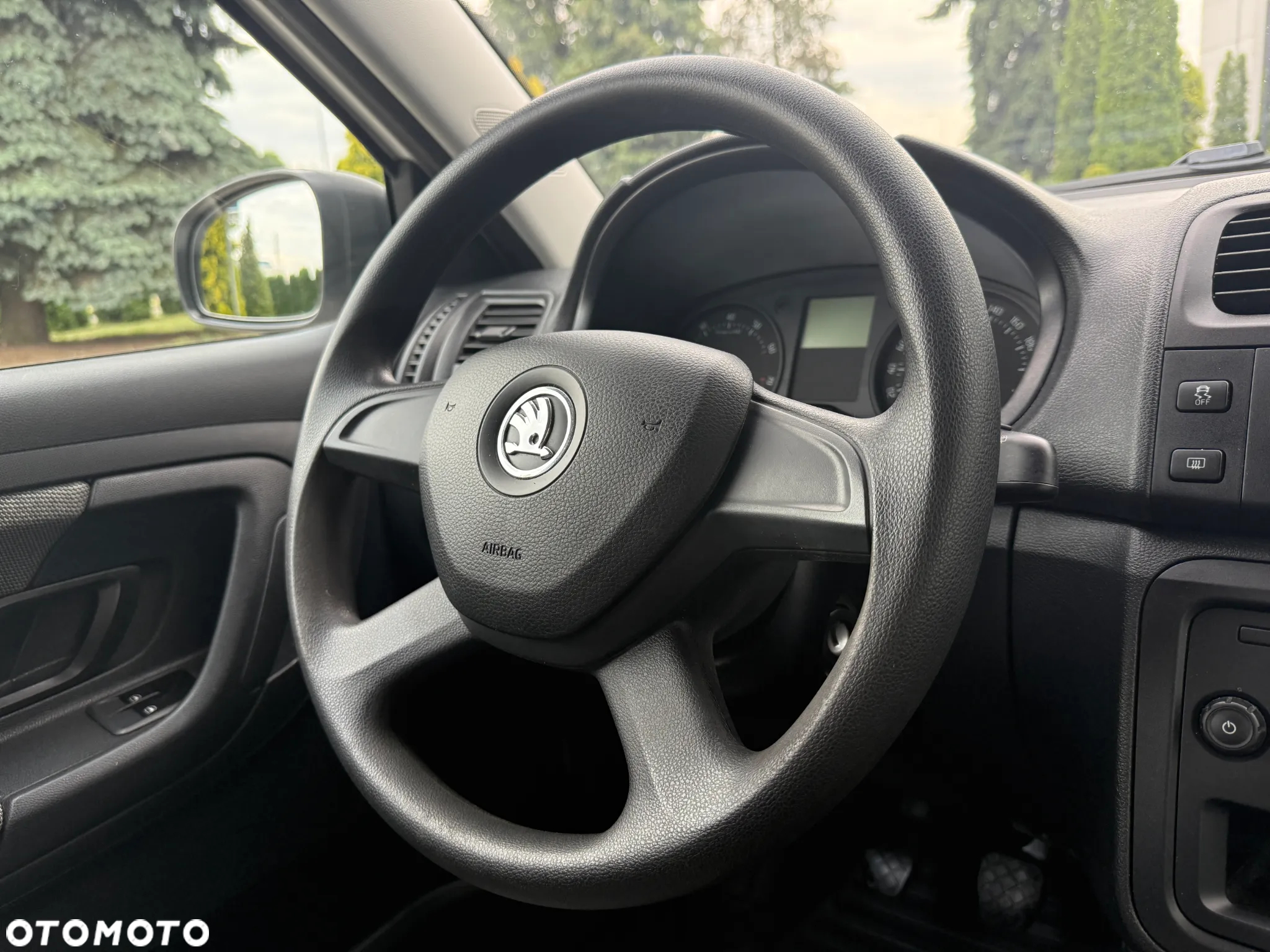 Skoda Fabia 1.4 16V Ambition Plus - 17