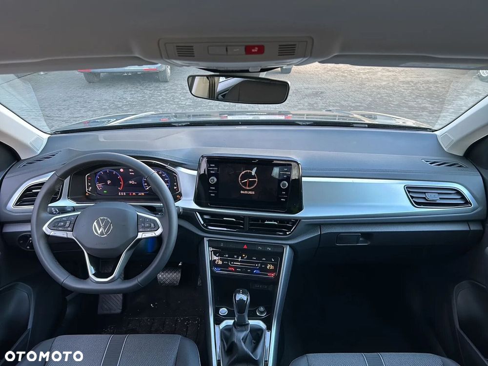 Volkswagen T-Roc - 4