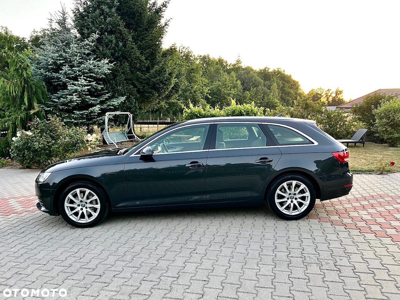 Audi A4 2.0 TDI Design S tronic - 14