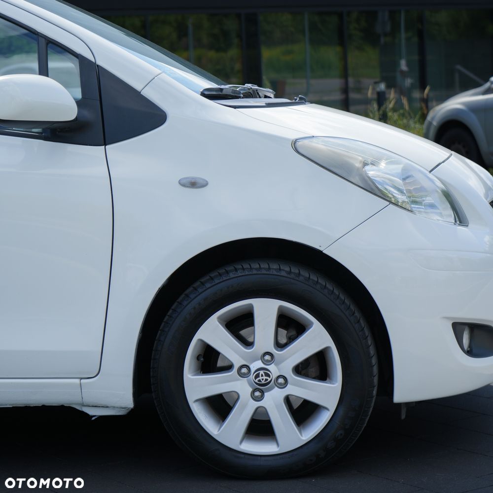Toyota Yaris 1.4 D-4D Prestige - 2