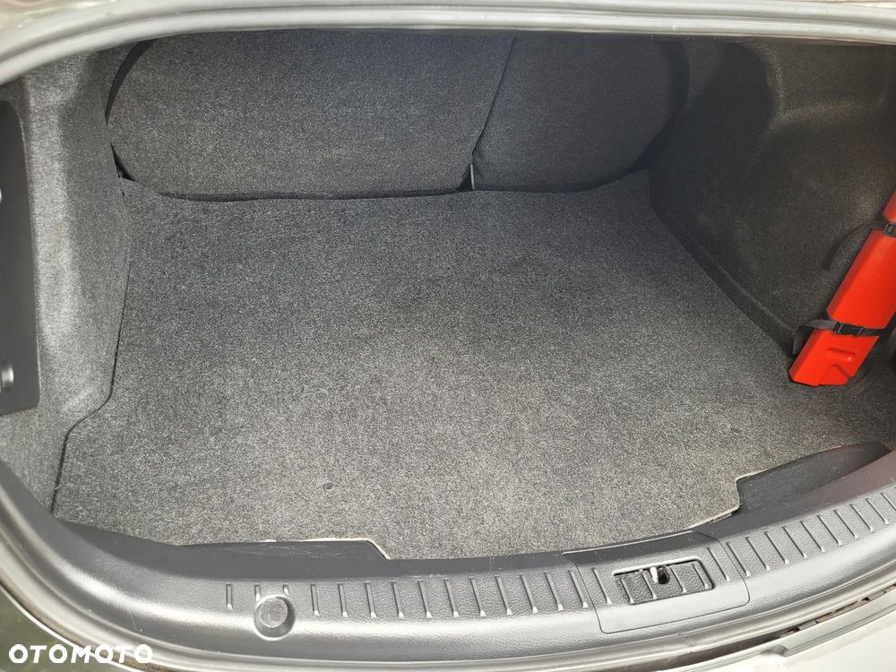 Mazda 3 1.6 Comfort - 18