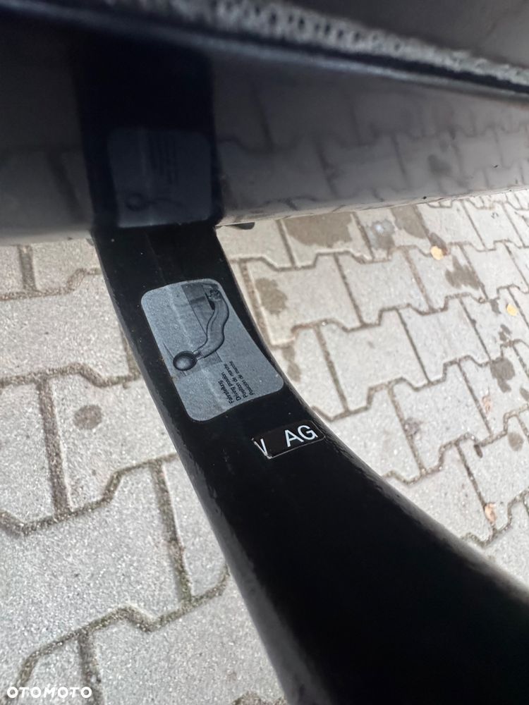 Volkswagen Touran - 18