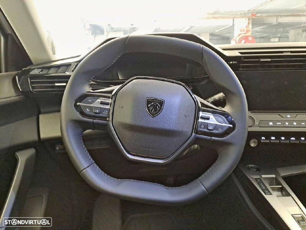 Peugeot 308 1.2 Hybrid Style e-DCS6 - 12