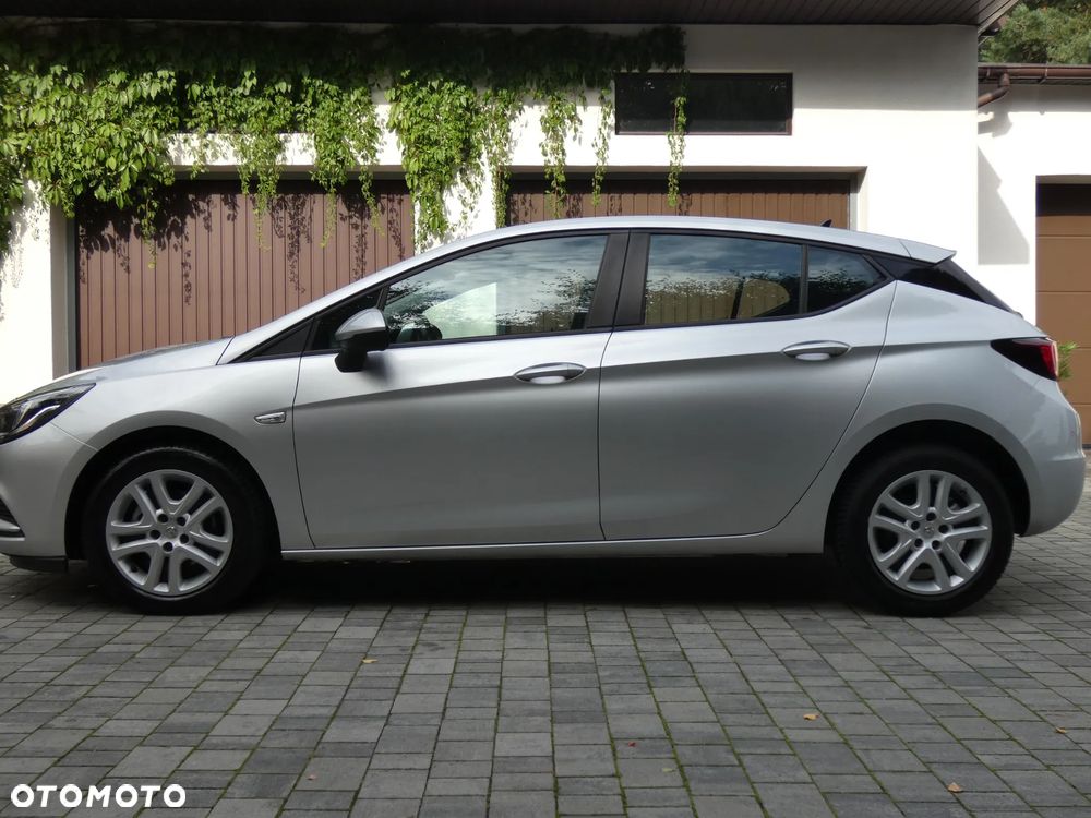 Opel Astra 2019 photo 4