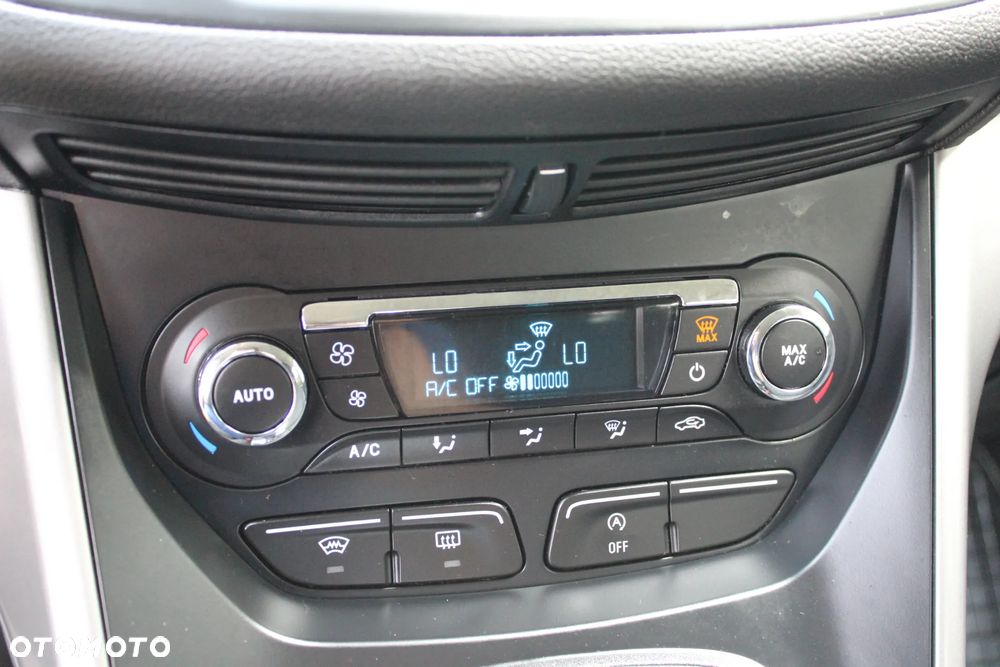 Ford Kuga 2.0 TDCi 4x4 Titanium - 32