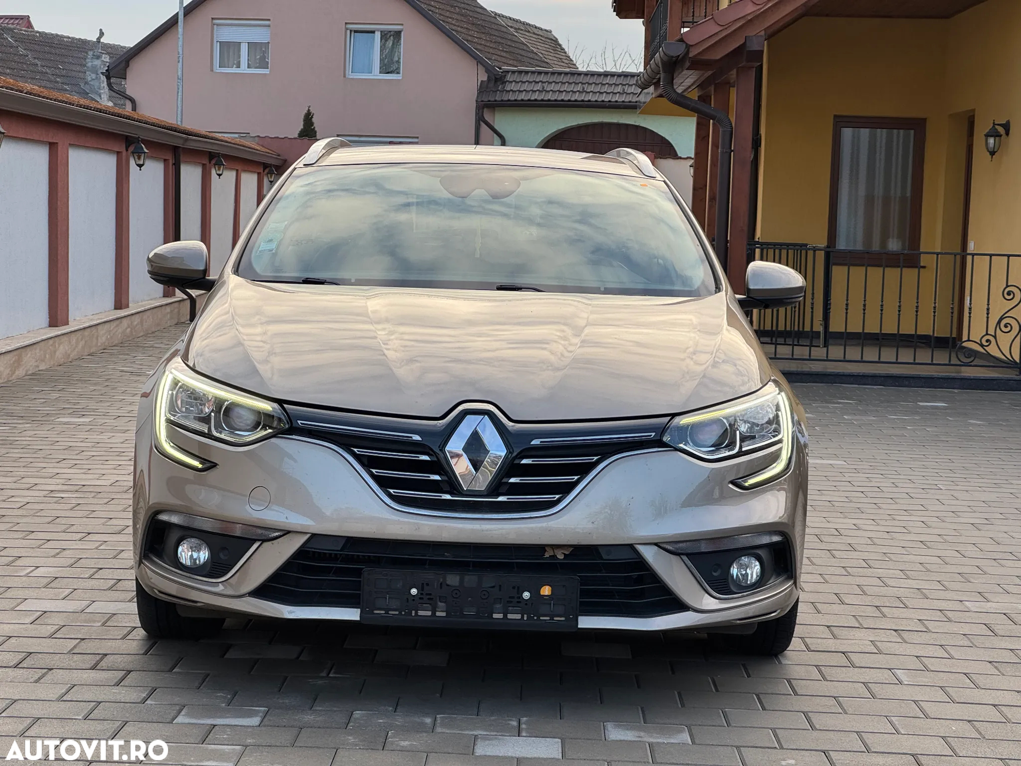 Renault Megane Grandtour ENERGY dCi 110 EDC BUSINESS - 7