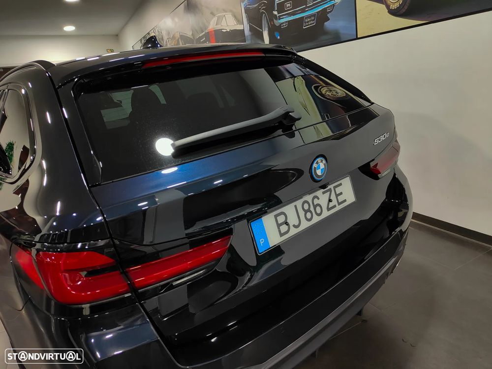 BMW 530 e Pack Desportivo M - 24
