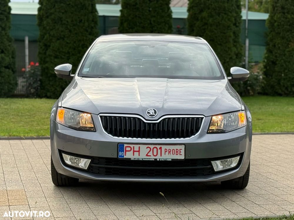 Skoda Octavia 2.0 TDI DSG Style - 22