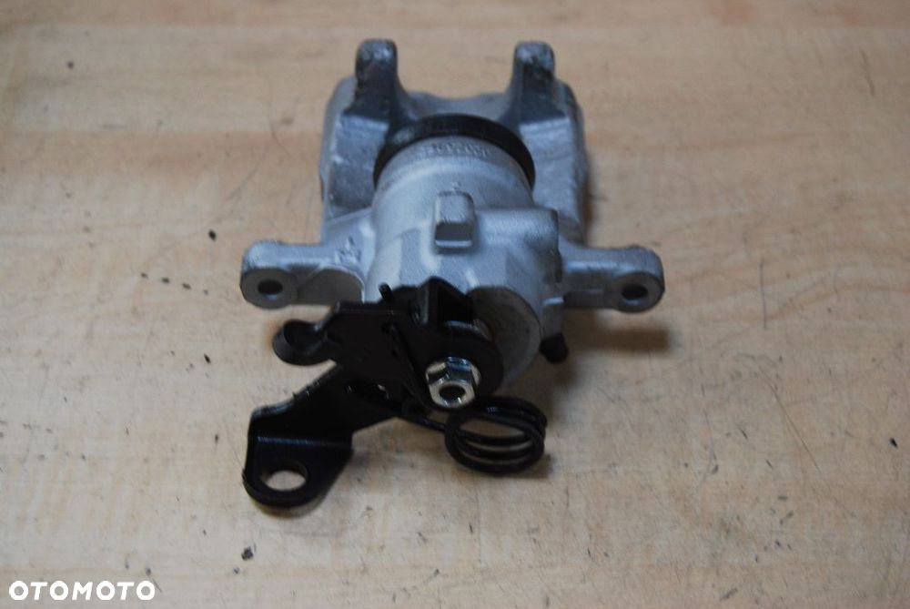 ZACISK LEWY TYŁ LUCAS 32325962 SEAT LEON I AUDI A3 REGENROWANY - 5