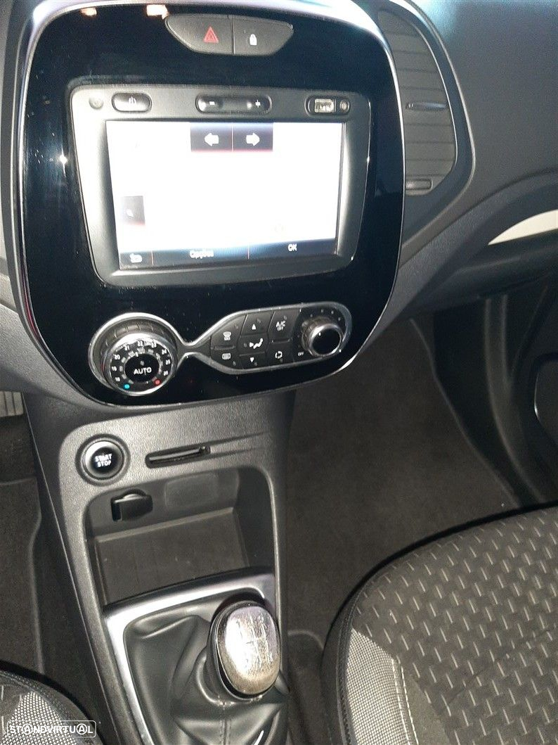 Renault Captur 0.9 TCE Exclusive - 30