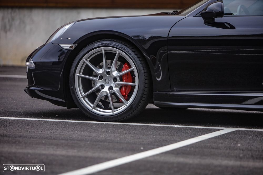 Porsche 911 (991) Carrera 4S PDK - 21