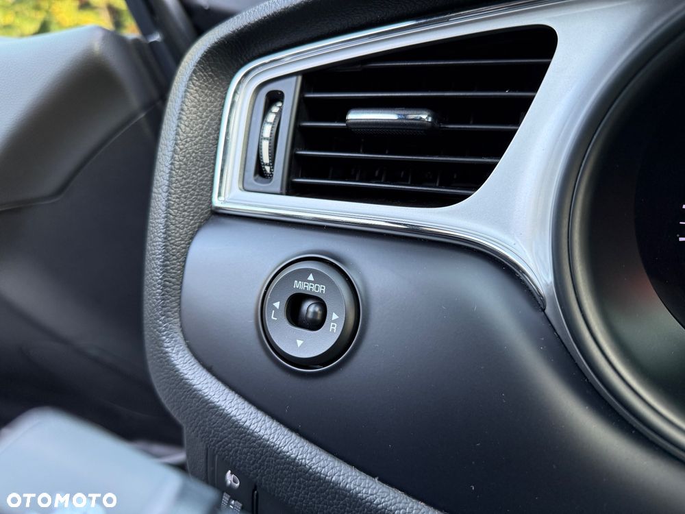 Kia Ceed 1.4 CVVT Dream-Team Edition - 19