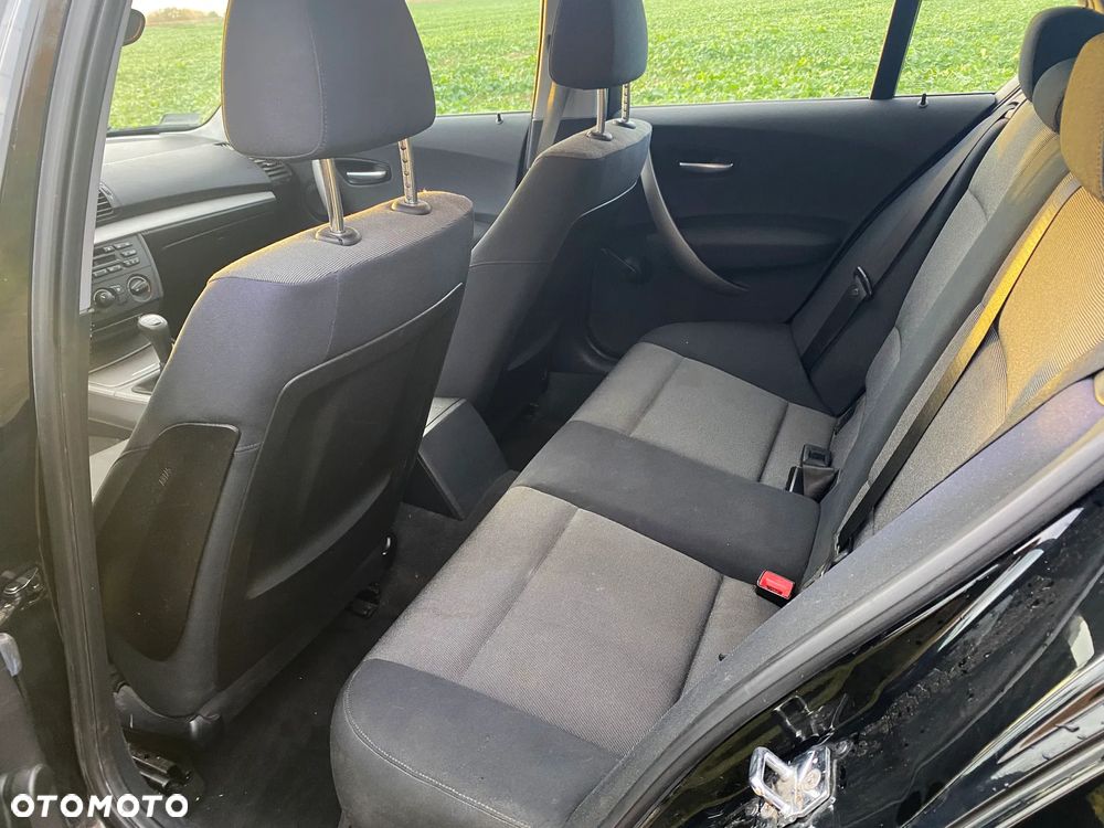 BMW Seria 1 116i - 10