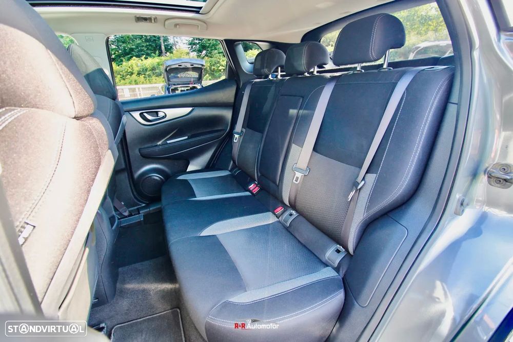 Nissan Qashqai 1.5 dCi N-Connecta Led - 13