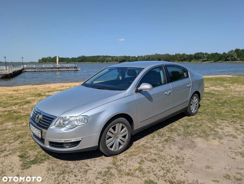 Volkswagen Passat 2.0 TDI DPF Highline - 2
