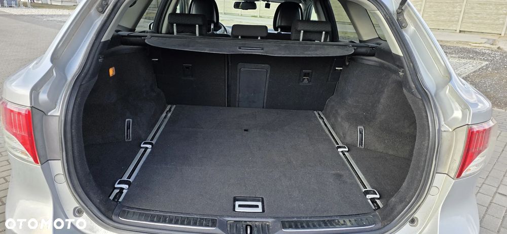 Toyota Avensis 2.0 D-4D Sol - 15