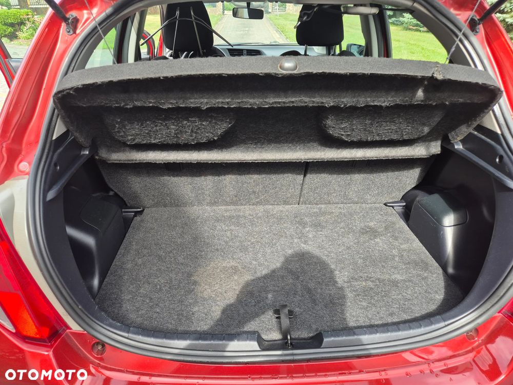 Toyota Yaris 1.33 Sol - 30