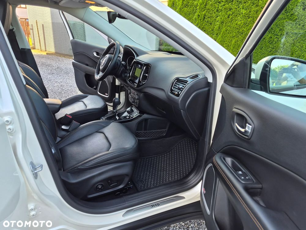 Jeep Compass 1.4 TMair Limited 4WD S&S - 16