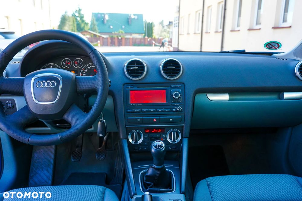 Audi A3 Sportback 1.6 Attraction - 6
