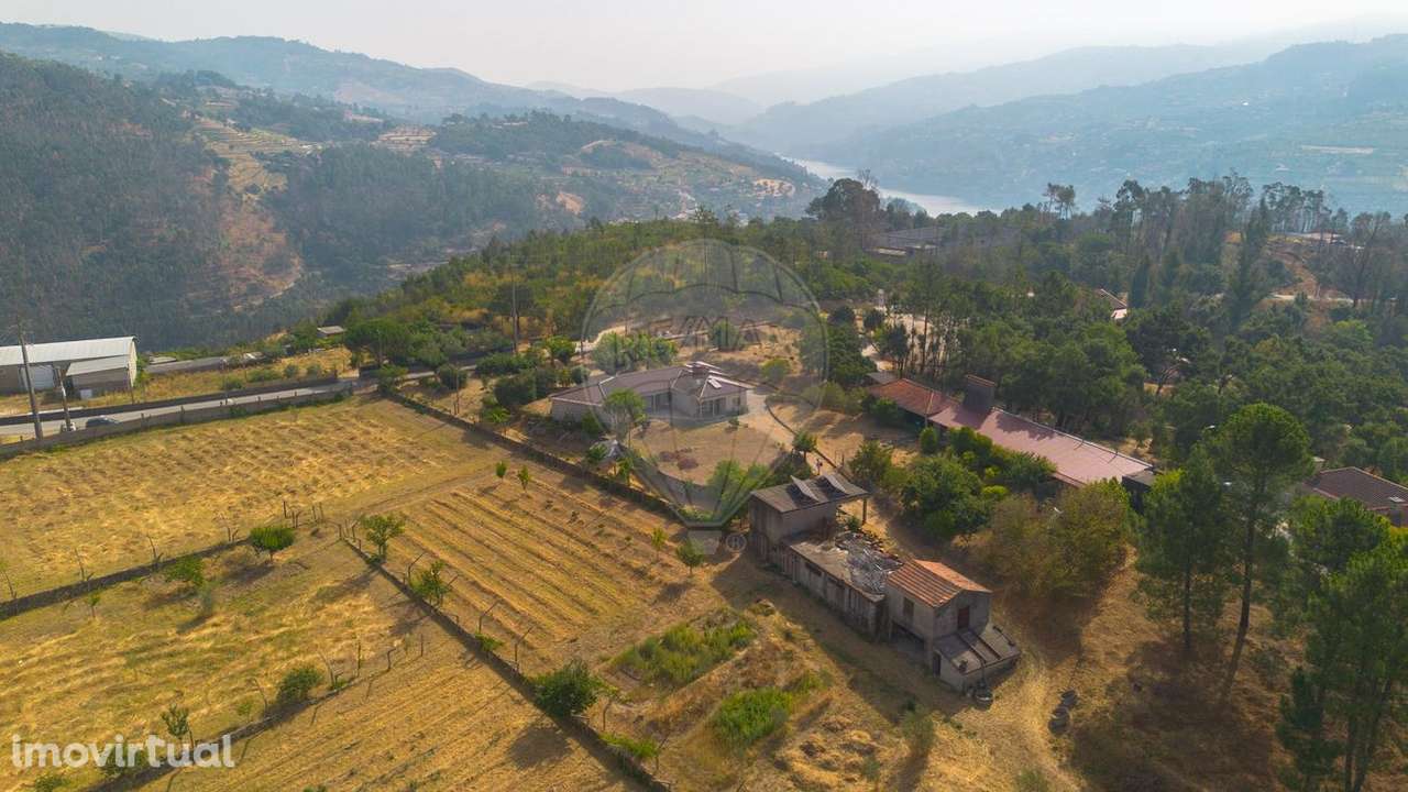 Moradia T3 para venda - Grande imagem: 2/40