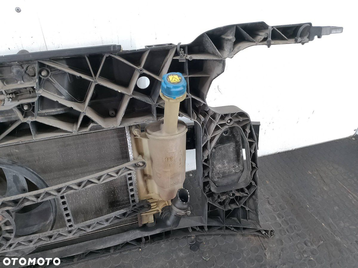 PAS PRZÓD, CHŁODNICA WODY FIAT PANDA II 51700202  46798741 872764F 1.2 8V - 3