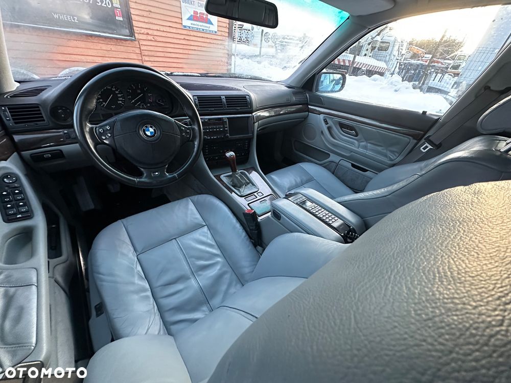 BMW Seria 7 728i - 16
