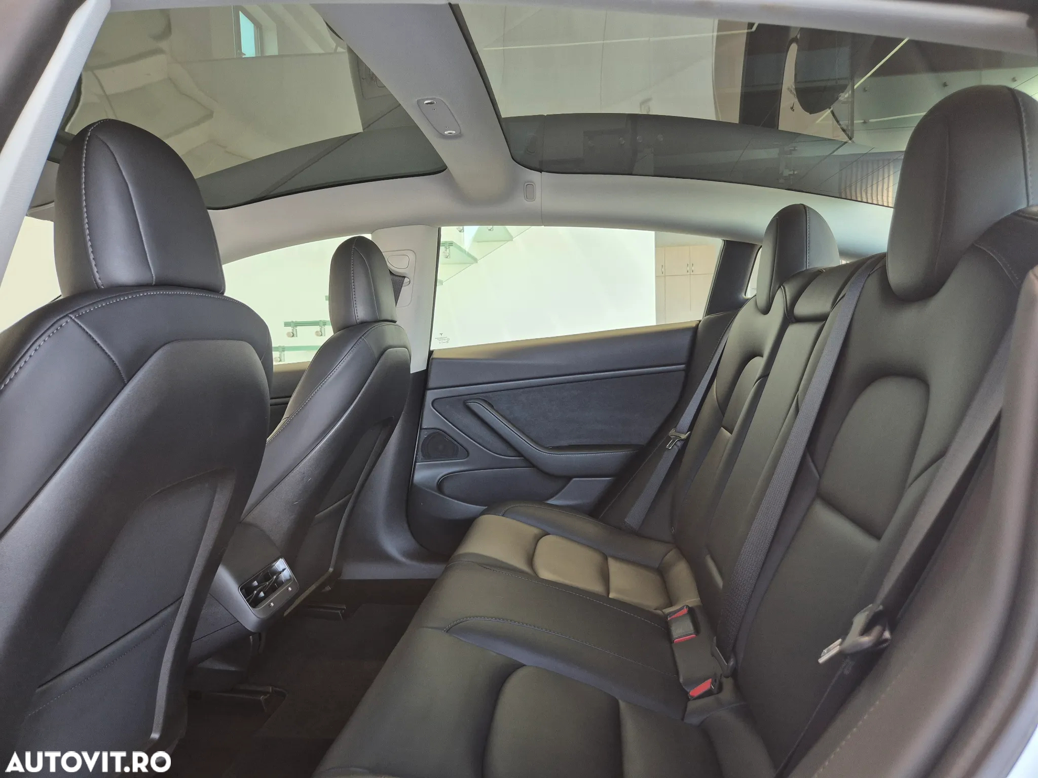 Tesla Model 3 Langstreckenbatterie Allradantrieb Dual Motor - 9