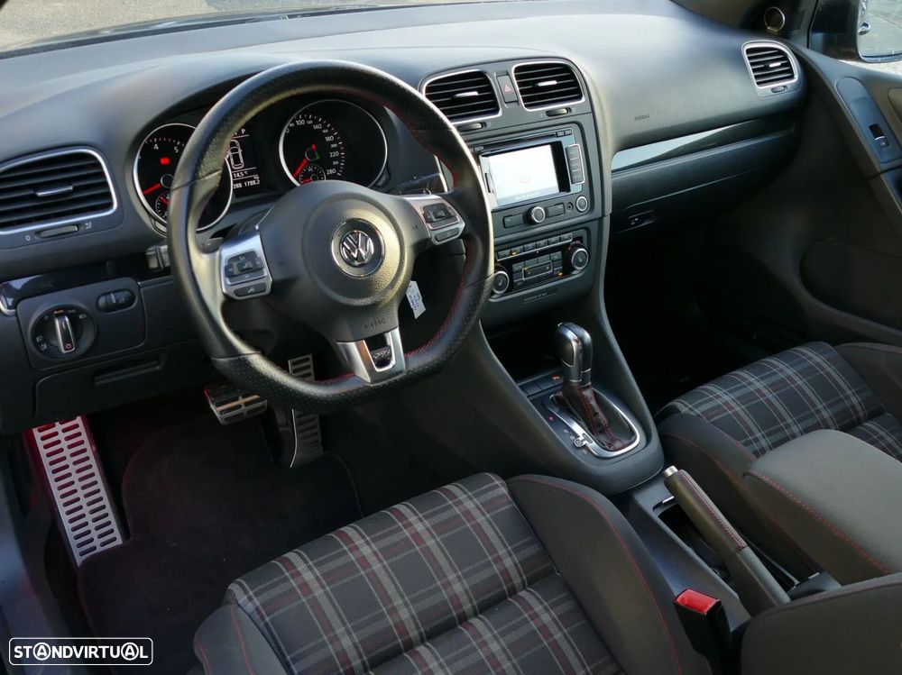 VW Golf 2.0 TSi GTI DSG - 23