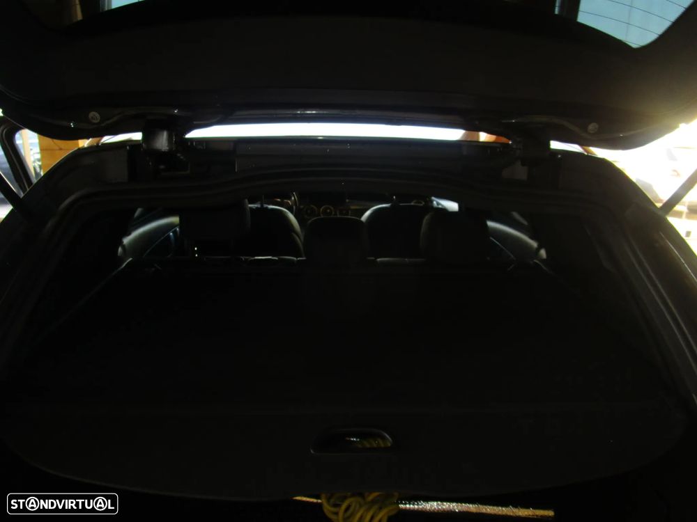 Mercedes-Benz C 350 e - 22