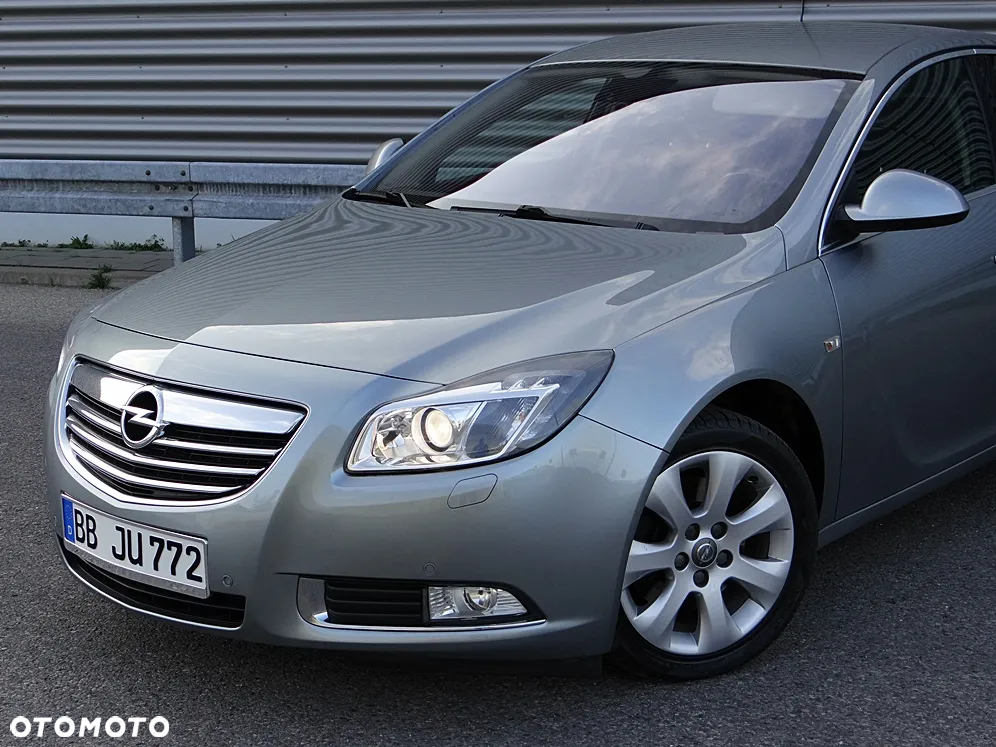 Opel Insignia 2.0 Turbo Cosmo - 9