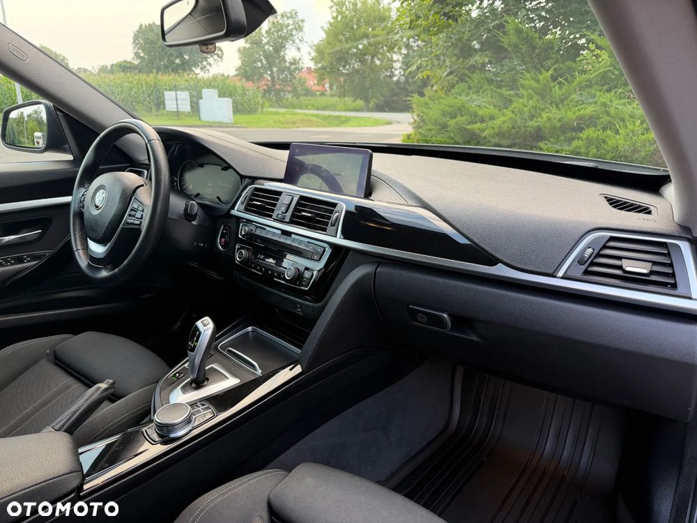 BMW 3GT 320i GPF xDrive Sport Line sport - 28