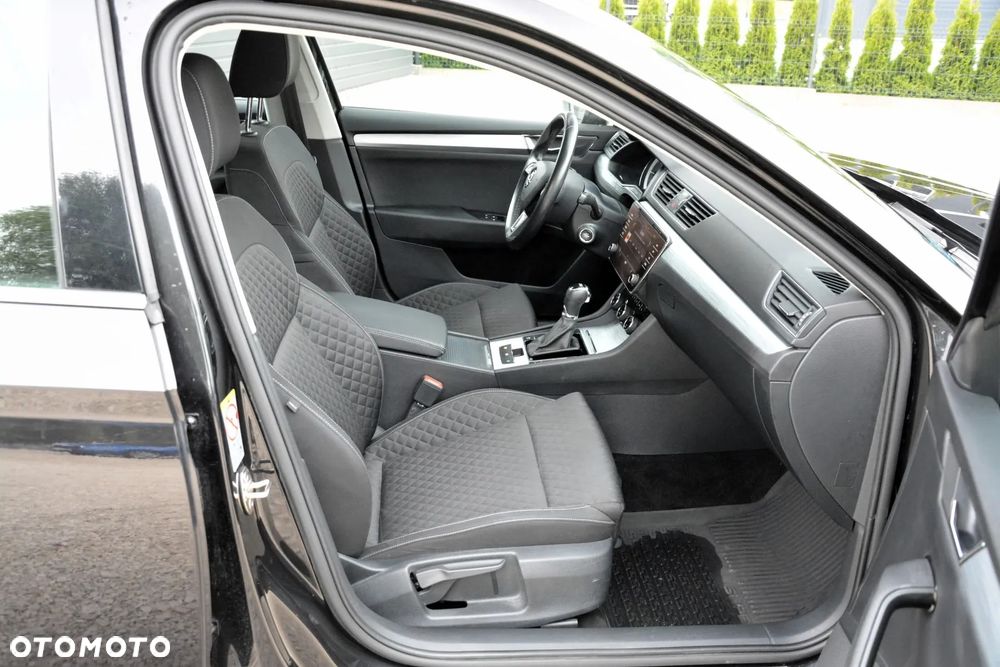 Skoda Superb 2.0 TDI Ambition DSG7 - 15