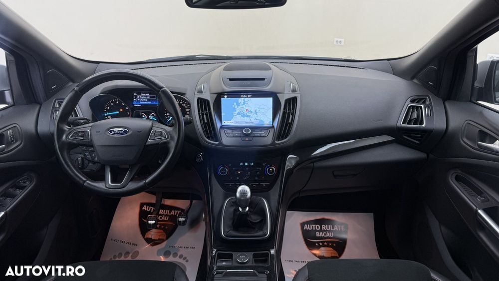 Ford Kuga 1.5 EcoBoost 2WD Titanium - 8