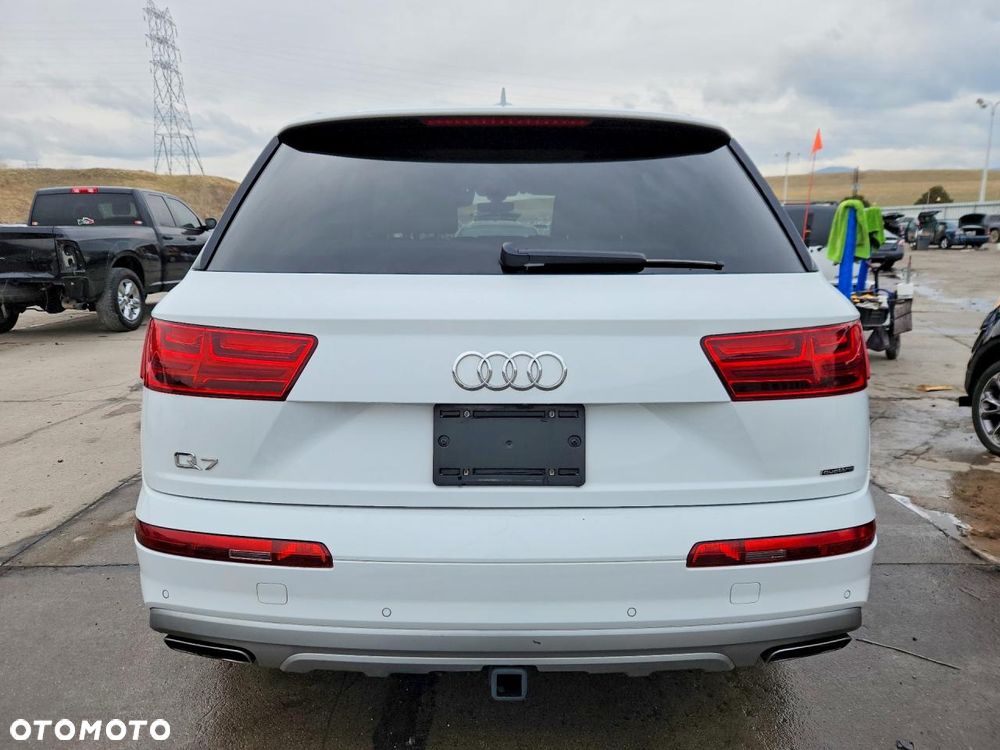 Audi Q7 3.0 TFSI Quattro Tiptronic - 7