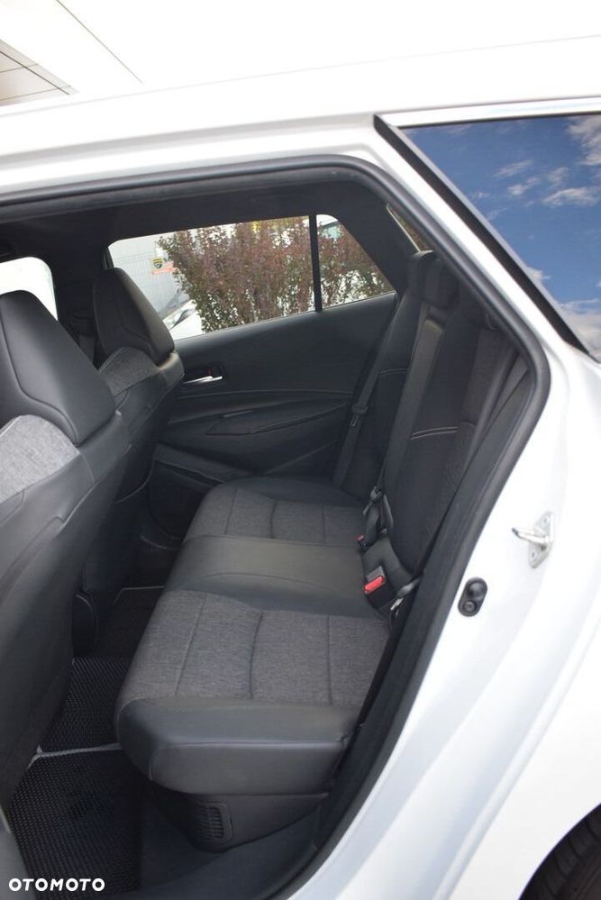 Toyota Corolla 2.0 Hybrid Style - 15